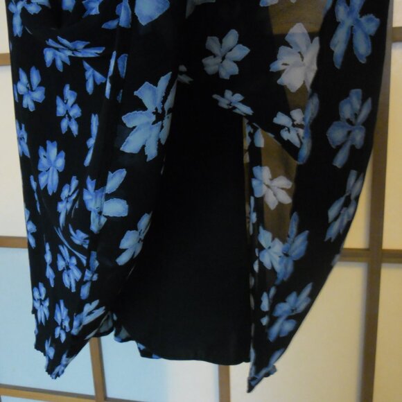 Full-length, fully-lined skirt. Dark blue with light blue flowers. Small-medium - Picture 2 of 6